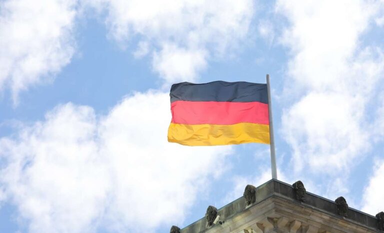 FRANK Legal & Tax supports German Help Association